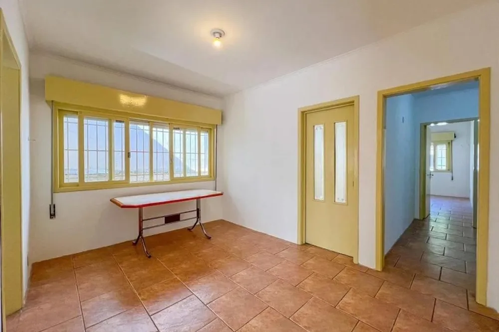 Casa para venda no bairro Centro em Canoas