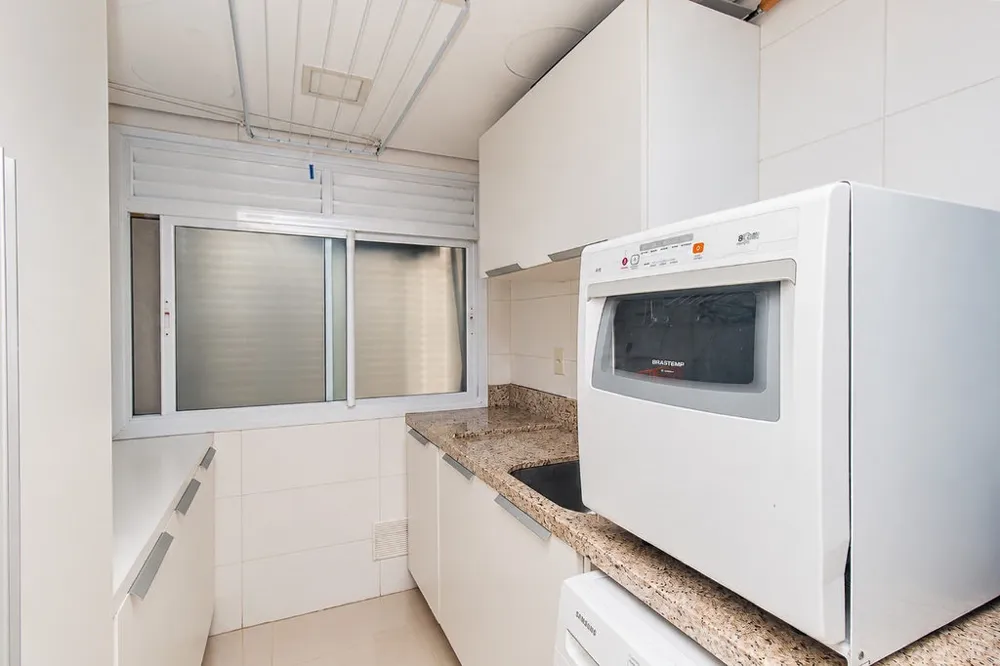 Apartamento para venda no bairro Passo da Areia em Porto Alegre