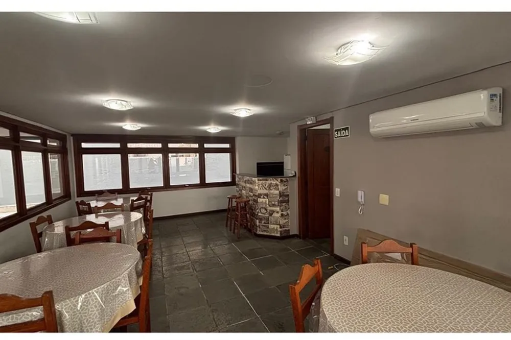 Apartamento para venda no bairro Menino Deus em Porto Alegre