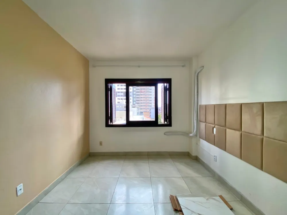 Apartamento para venda no bairro Predial em Torres