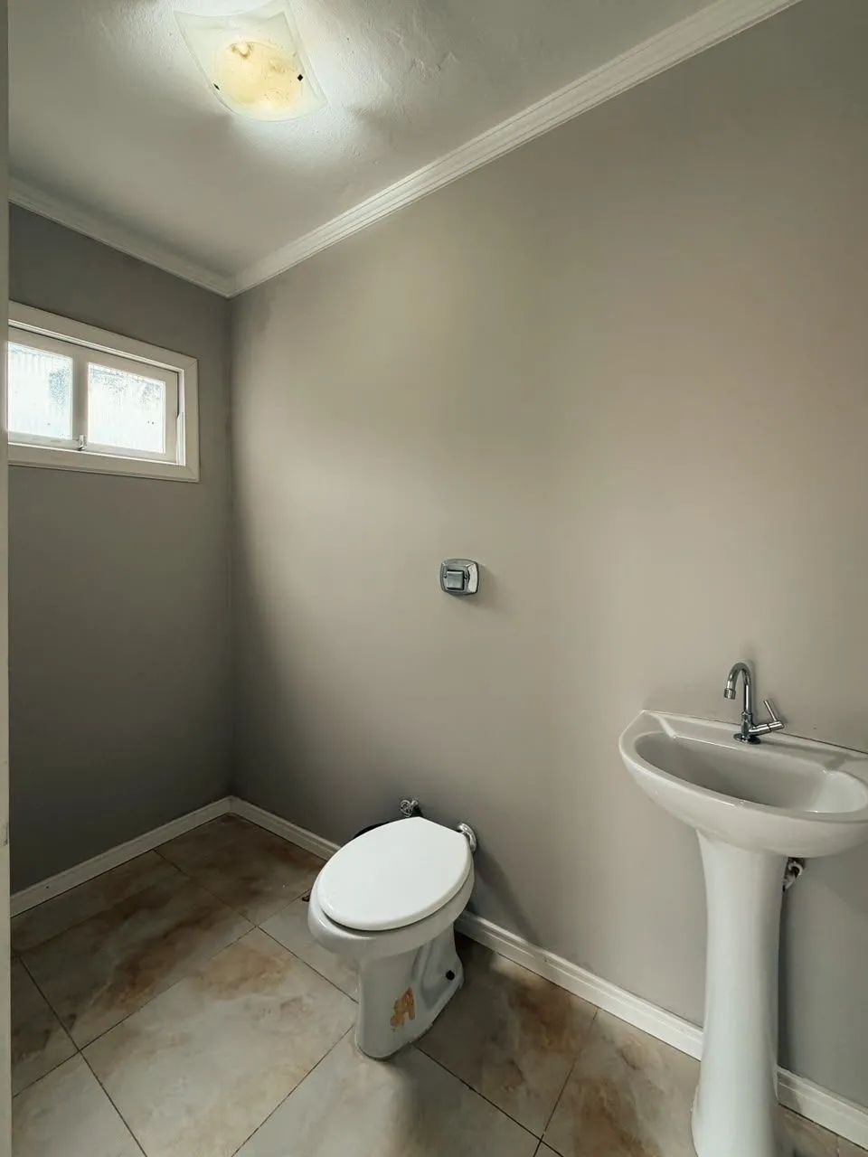 Sala comercial para venda no bairro Centro em Torres