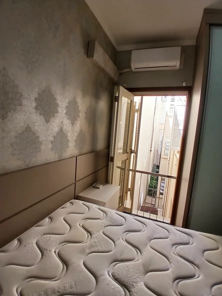Apartamento para venda no bairro Independência em Porto Alegre