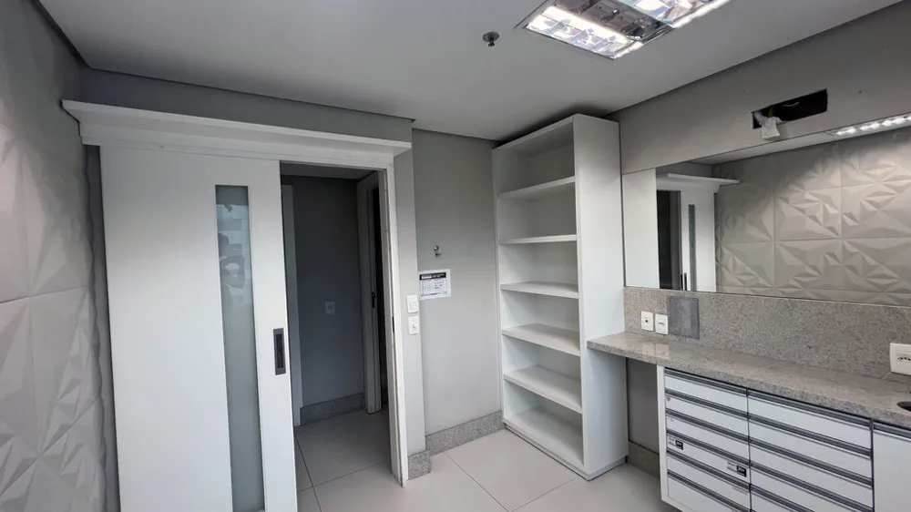 Sala para venda no bairro Higienópolis em Porto Alegre