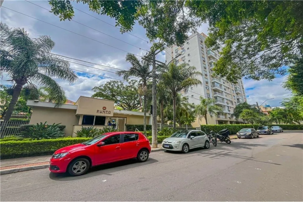 Cobertura Horizontal para venda no bairro Jardim Lindóia em Porto Alegre