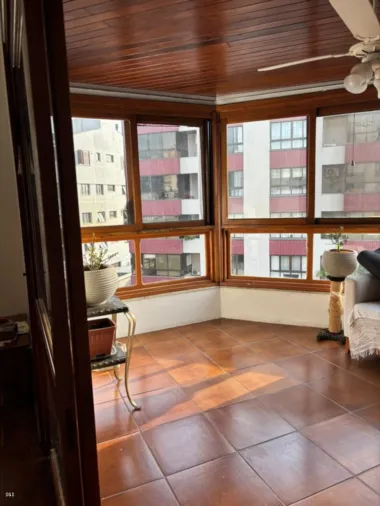 Apartamento para venda no bairro Jardim Lindóia em Porto Alegre