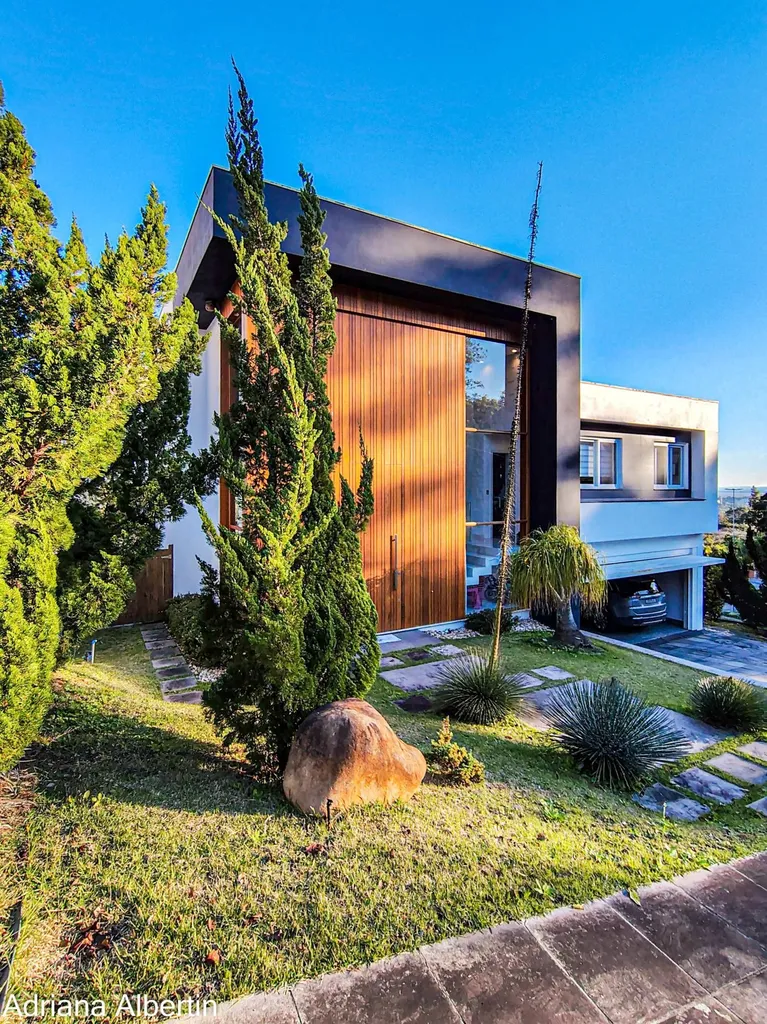 Casa em Condomínio para venda no bairro Vila Nova em Porto Alegre