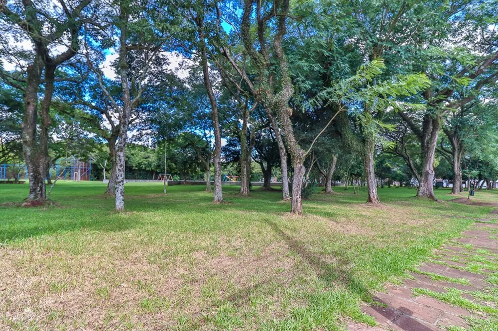 Casa para venda no bairro Rubem Berta em Porto Alegre