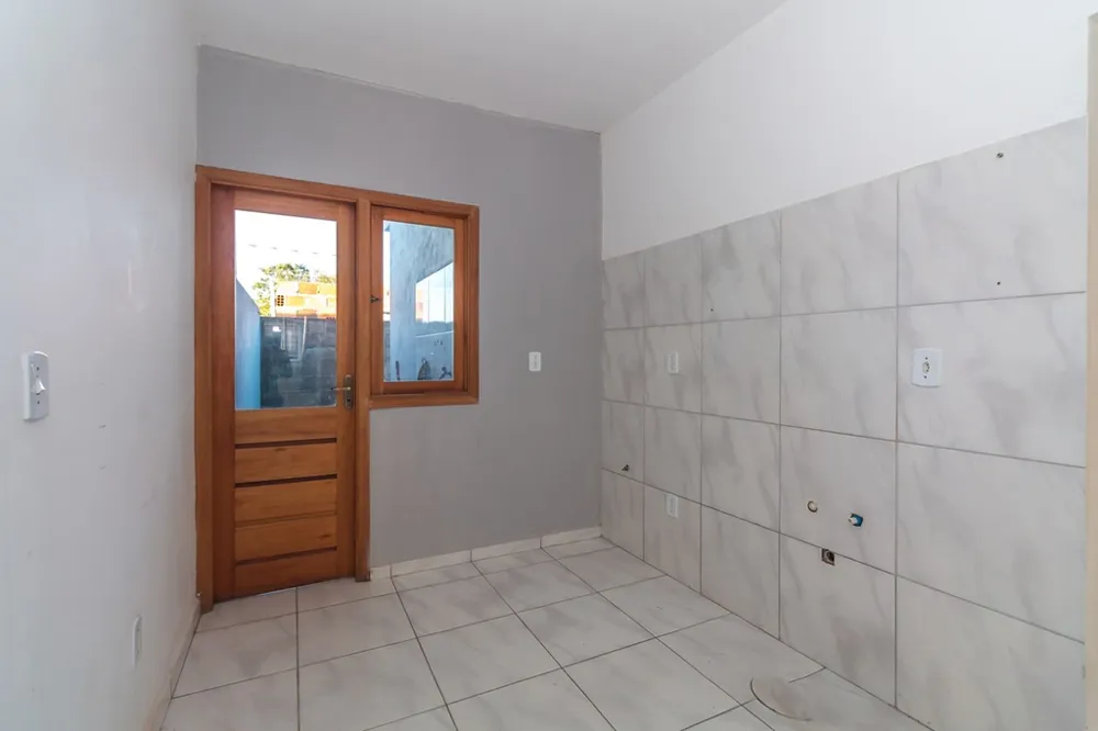 Casa em Condomínio para venda no bairro Ponta Grossa em Porto Alegre