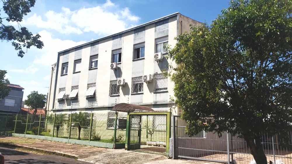 Apartamento para venda no bairro São Sebastião em Porto Alegre