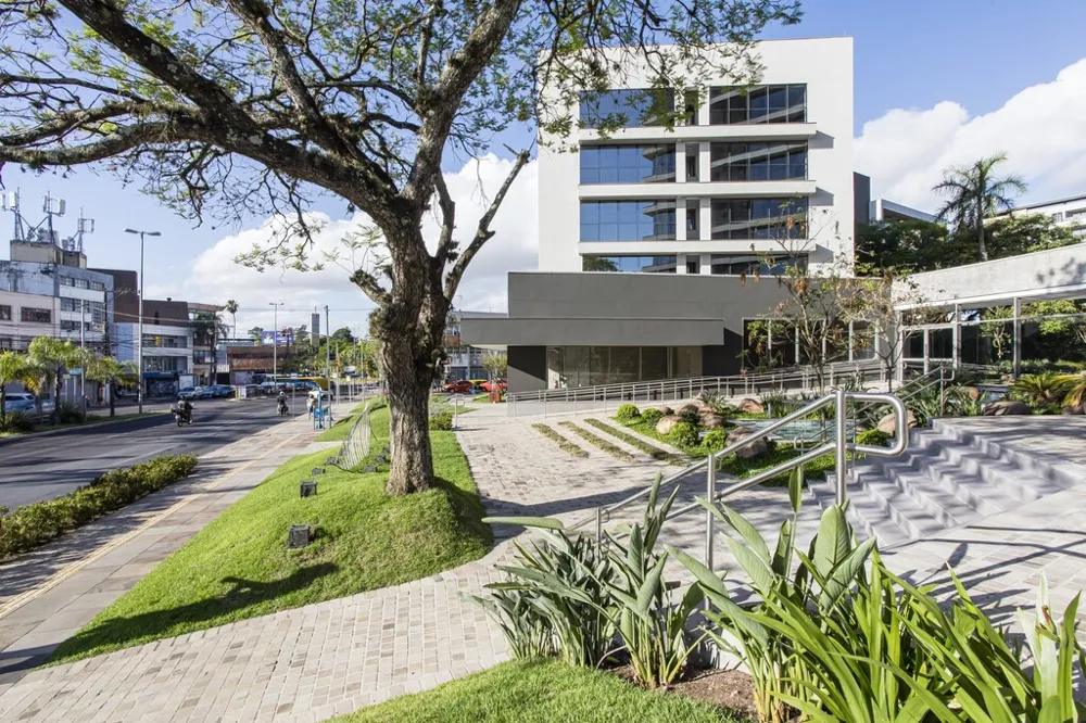 Sala para venda no bairro Tristeza em Porto Alegre
