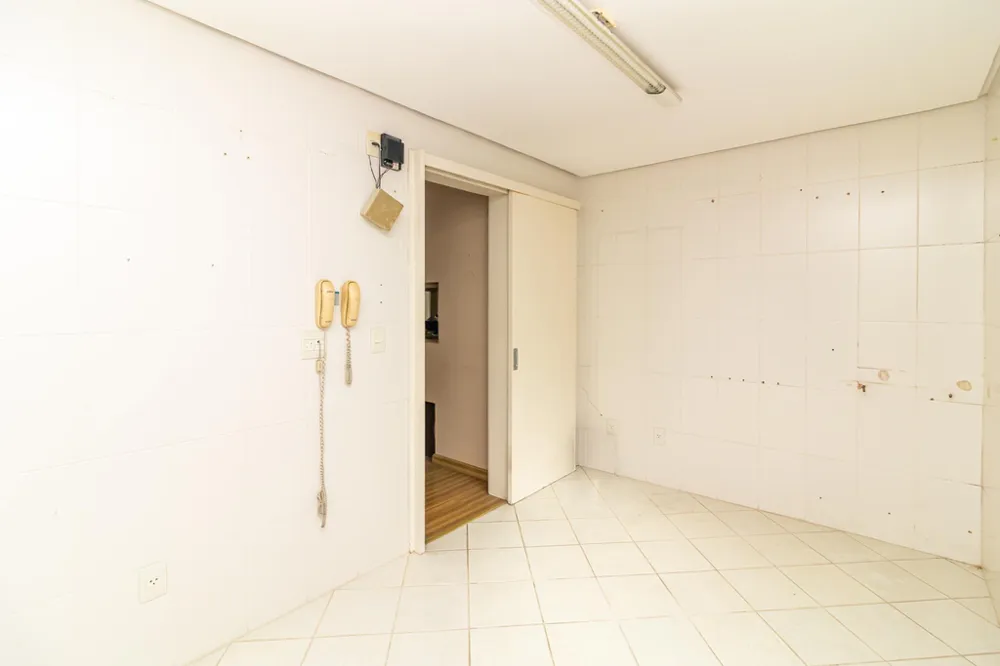 Apartamento para venda no bairro Moinhos de Vento em Porto Alegre