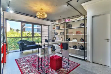 Sala para venda no bairro Tristeza em Porto Alegre