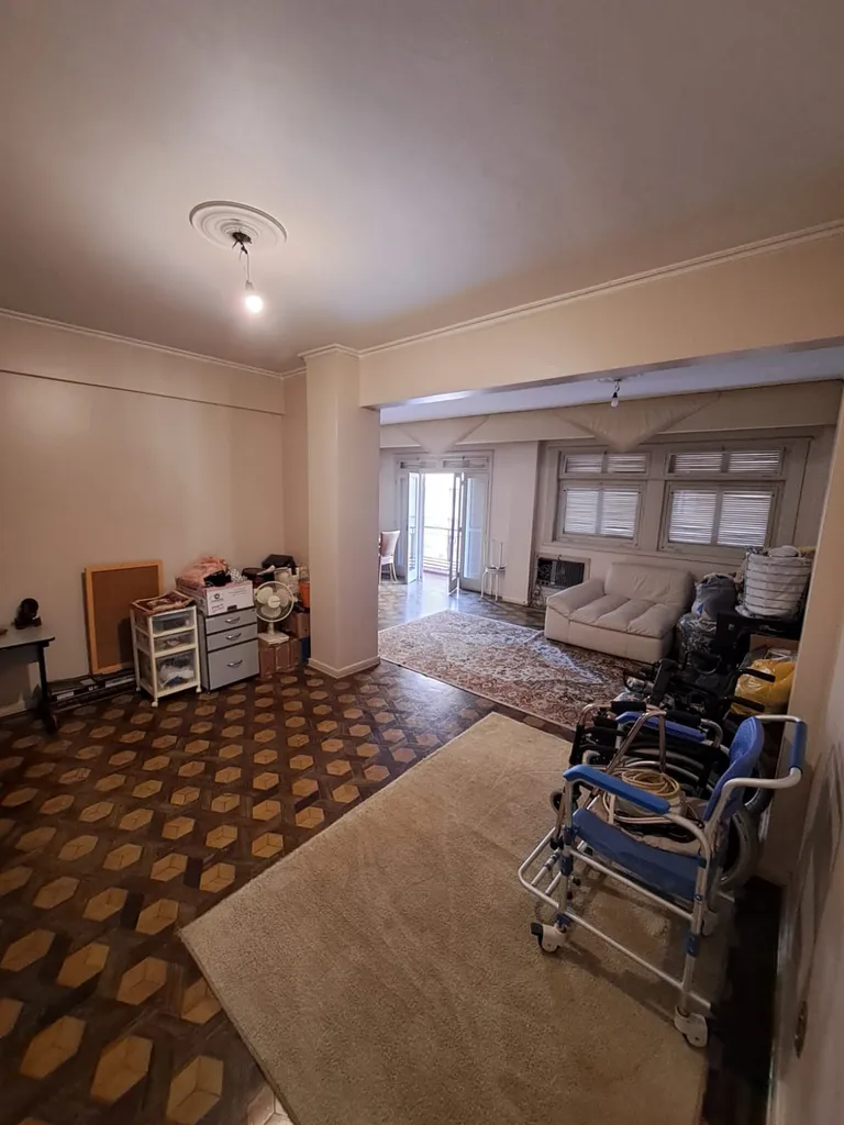 Apartamento para venda no bairro Centro Histórico em Porto Alegre