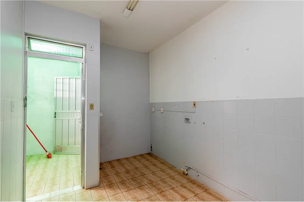 Edifício Comercial para venda no bairro Santa Maria Goretti em Porto Alegre
