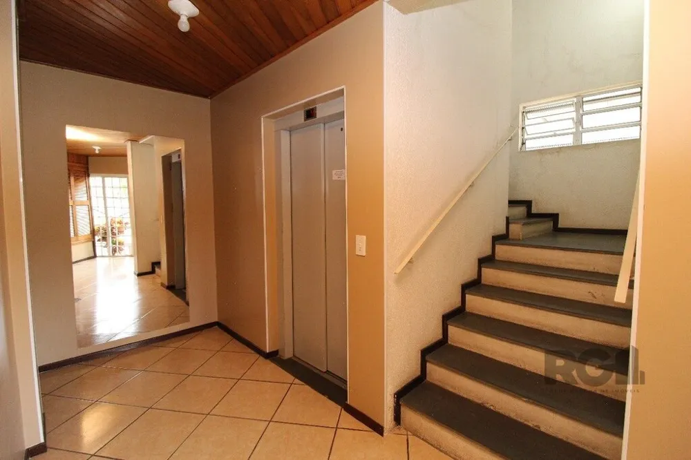 Apartamento para venda no bairro Morro Santana em Porto Alegre