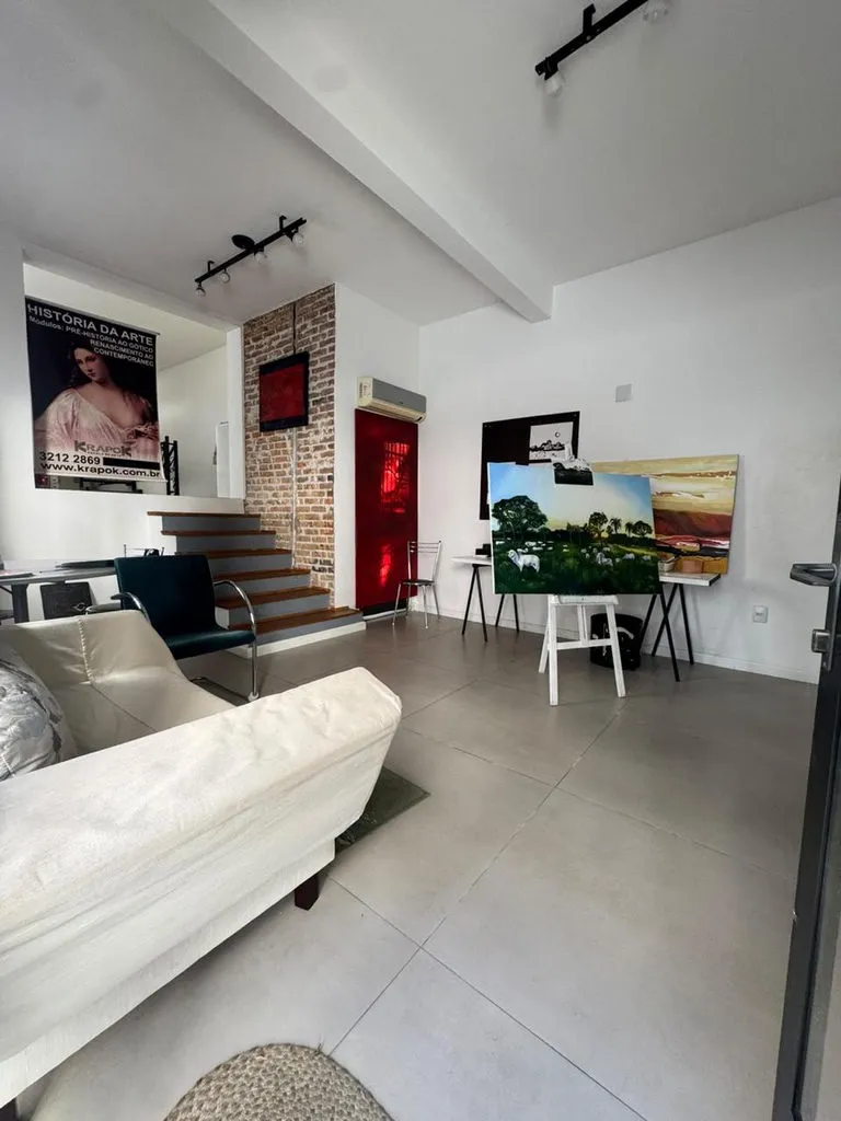 Casa para venda no bairro Menino Deus em Porto Alegre