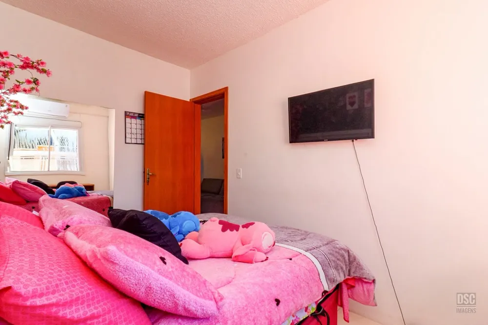 Casa para venda no bairro Restinga em Porto Alegre