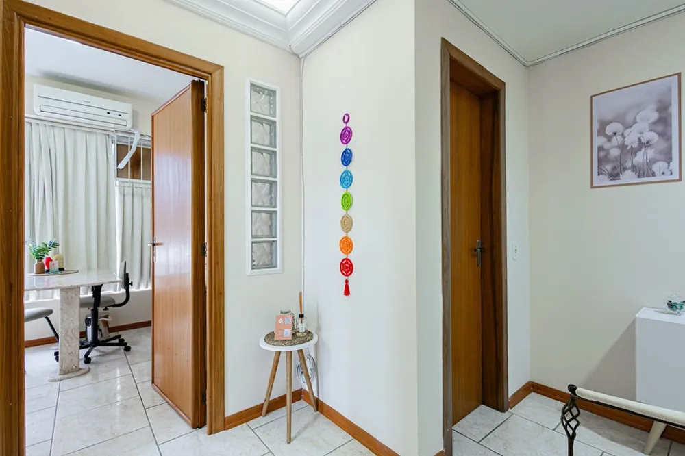 Sala para venda no bairro Petrópolis em Porto Alegre