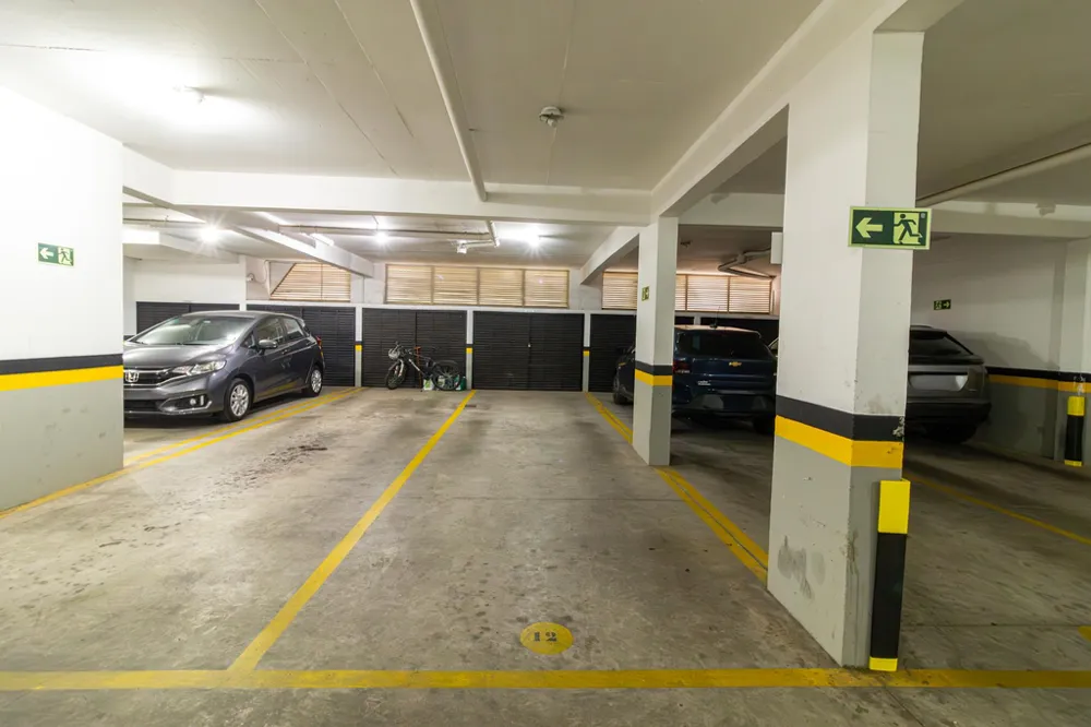 Apartamento para venda no bairro Moinhos de Vento em Porto Alegre