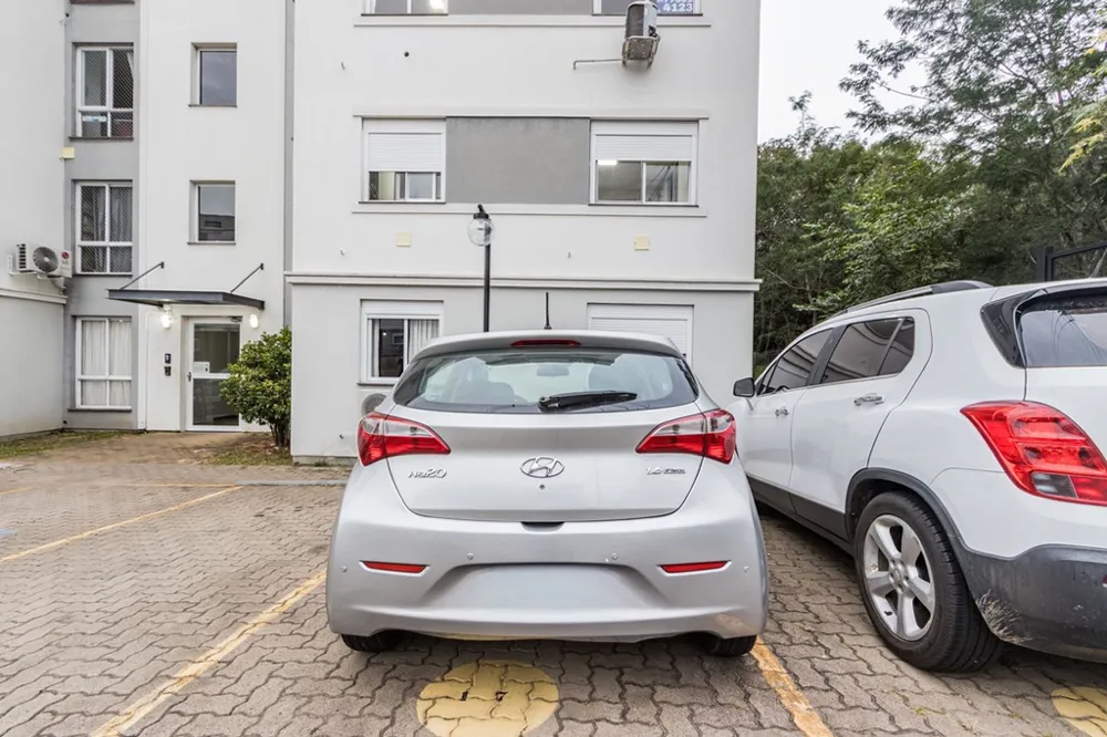 Apartamento para venda no bairro Lomba do Pinheiro em Porto Alegre