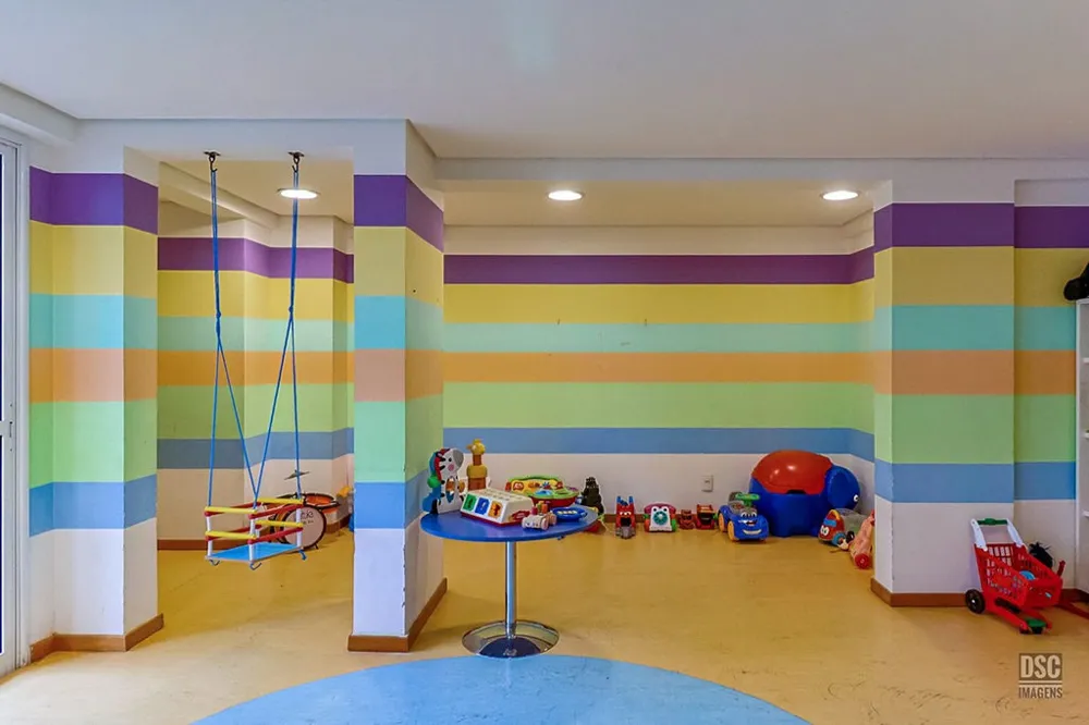 Apartamento para venda no bairro Vila Ipiranga em Porto Alegre