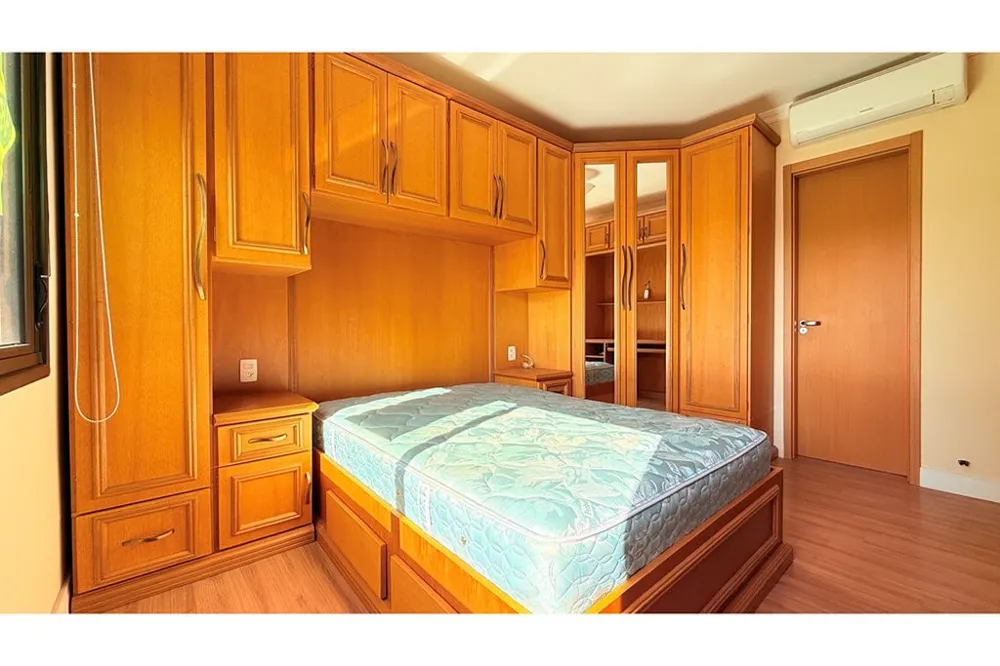 Apartamento para venda no bairro Menino Deus em Porto Alegre
