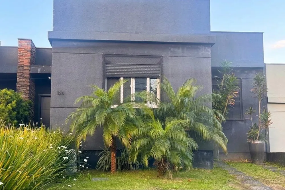 Casa em Condomínio para venda no bairro Lomba do Pinheiro em Porto Alegre