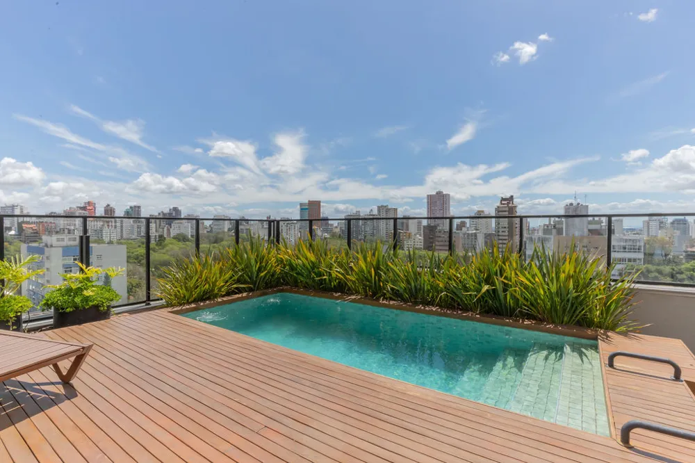 Apartamento para venda no bairro Moinhos de Vento em Porto Alegre