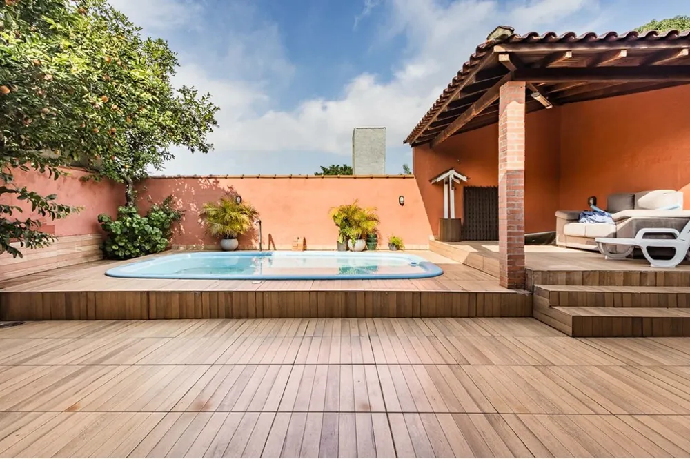 Casa para venda no bairro Rubem Berta em Porto Alegre