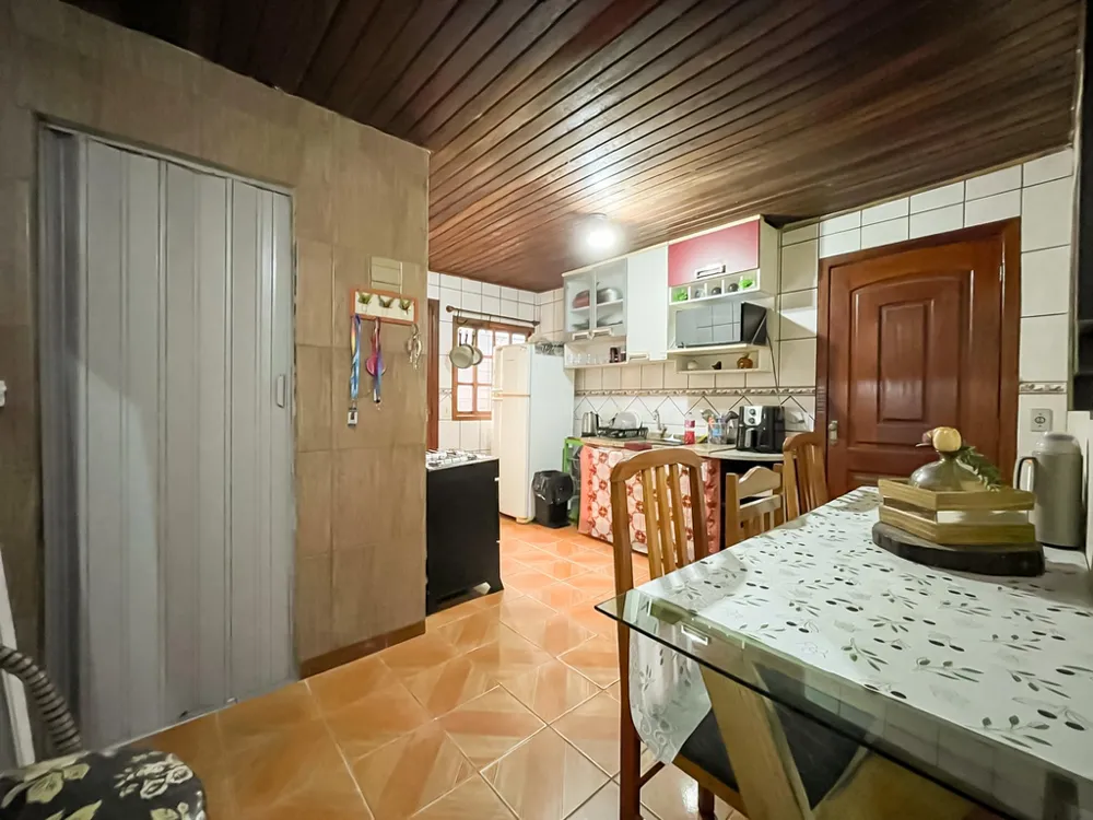 Casa para venda no bairro Hípica em Porto Alegre