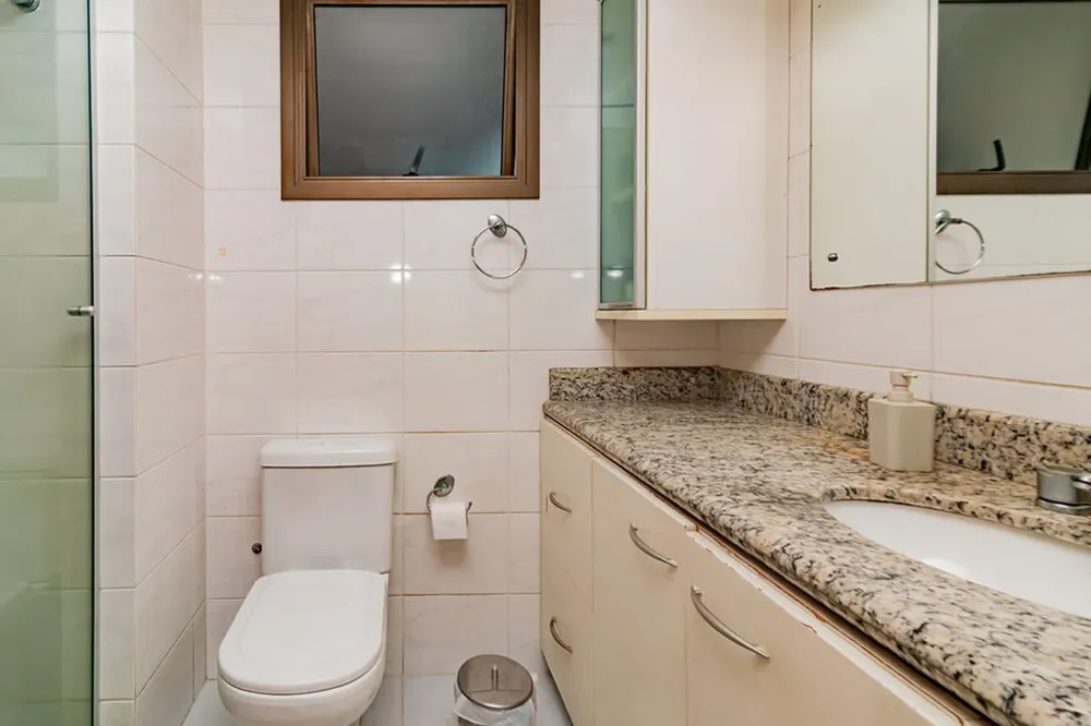 Apartamento para venda no bairro Menino Deus em Porto Alegre