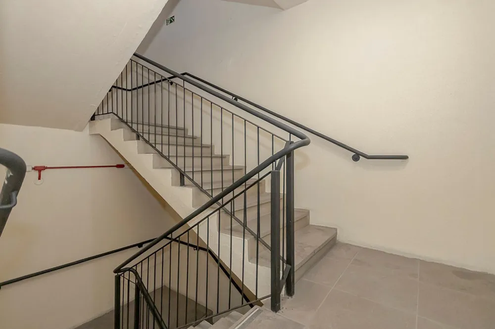 Sala para venda no bairro Floresta em Porto Alegre