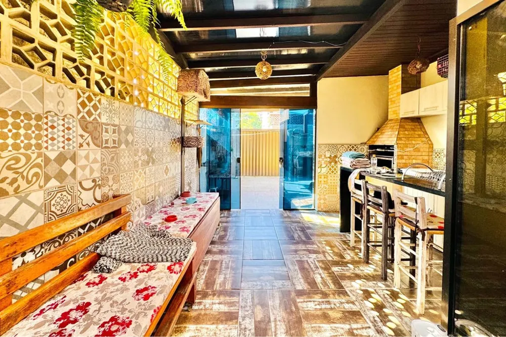 Casa para venda no bairro Nossa Senhora das Graças em Canoas