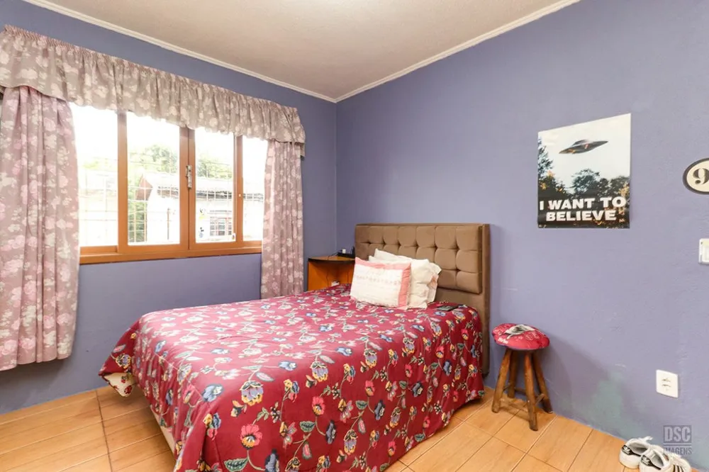 Casa para venda no bairro Vila Jardim em Porto Alegre