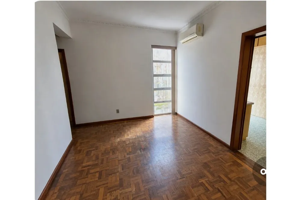 Apartamento para venda no bairro Santo Antônio em Porto Alegre