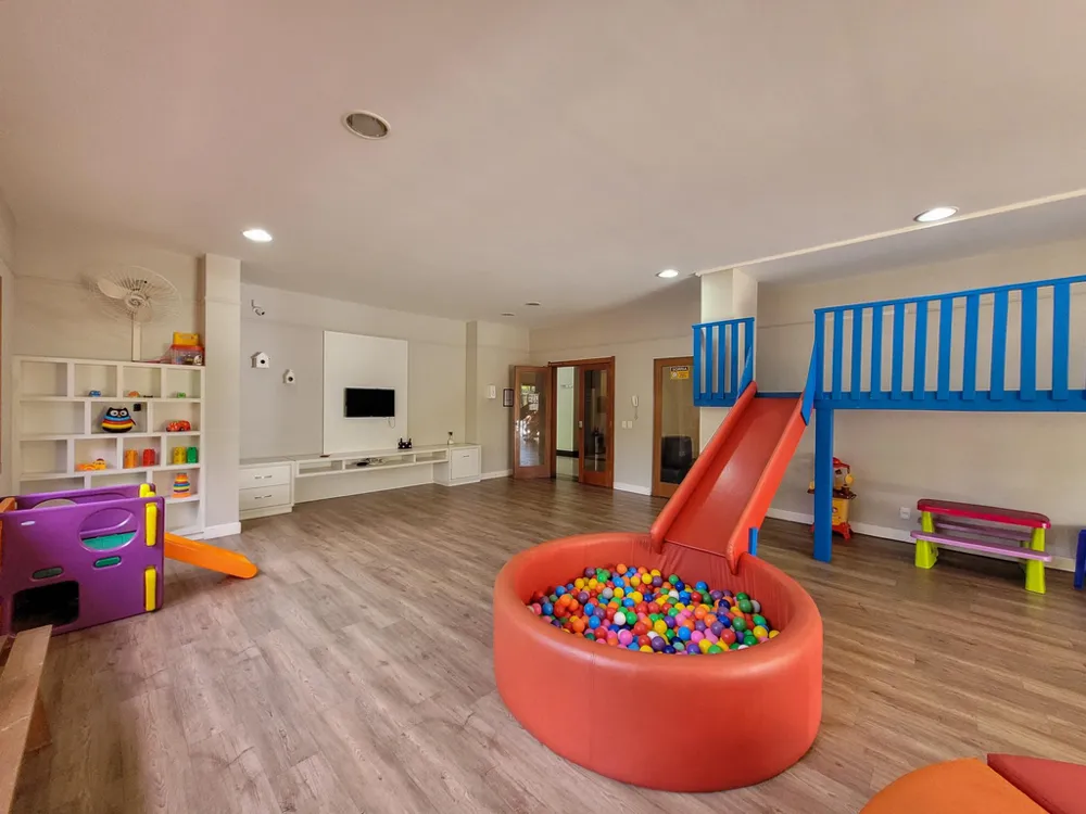 Apartamento para venda no bairro Menino Deus em Porto Alegre