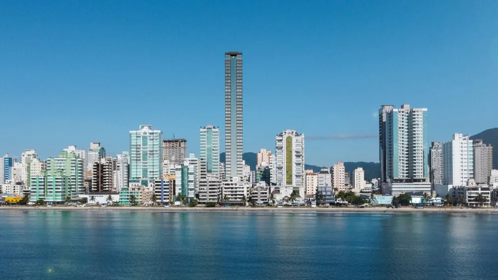 Apartamento para venda no bairro Meia Praia em Itapema
