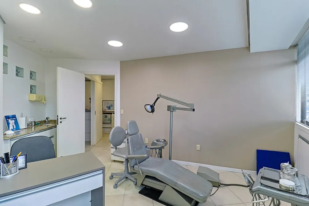 Sala para venda no bairro Rio Branco em Porto Alegre
