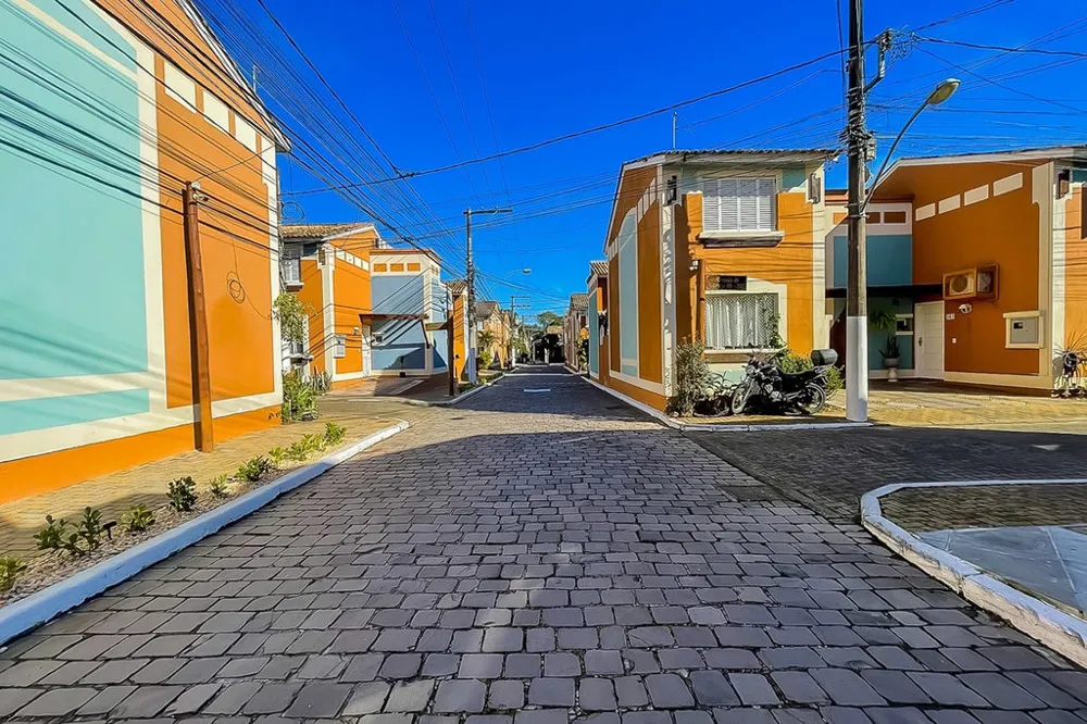 Casa em Condomínio para venda no bairro Jardim Itu em Porto Alegre
