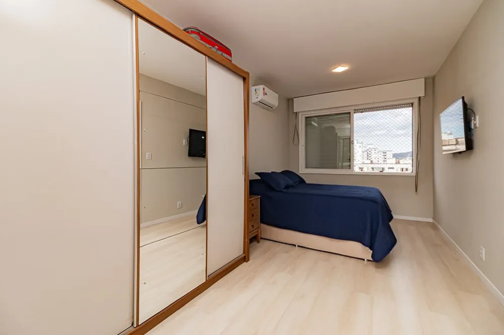 Apartamento para venda no bairro Centro Histórico em Porto Alegre