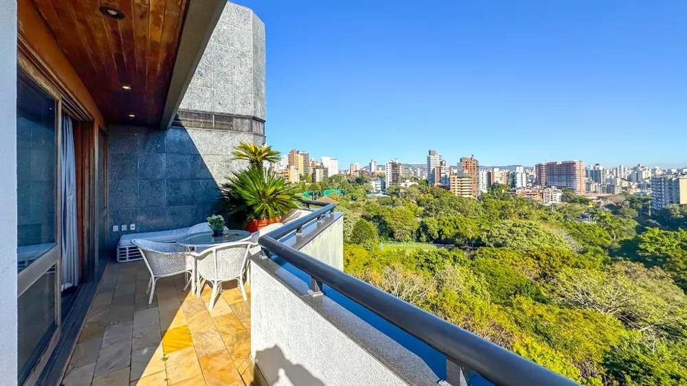 Cobertura Duplex para venda no bairro Petrópolis em Porto Alegre