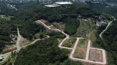 Imóvel em Fenavinho