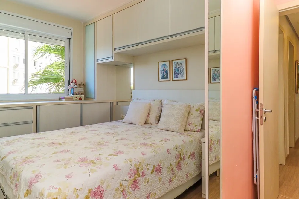 Apartamento para venda no bairro Jardim Itu em Porto Alegre