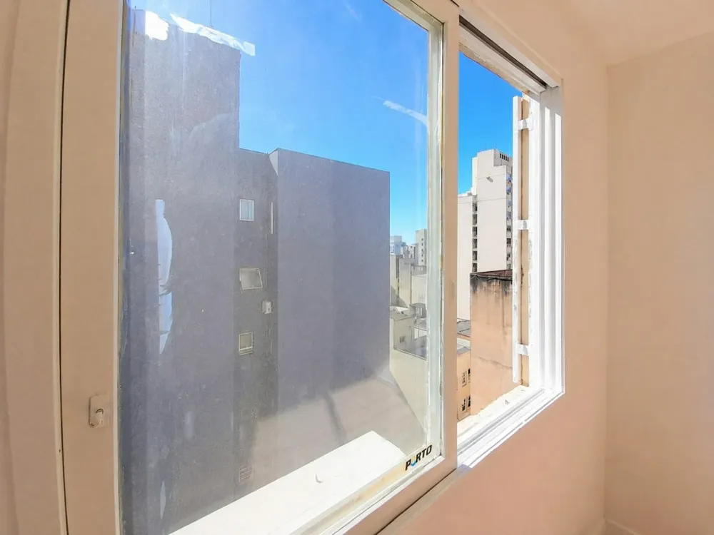 Apartamento para venda no bairro Centro Histórico em Porto Alegre