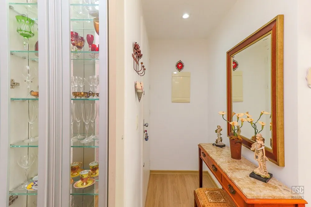 Apartamento para venda no bairro Jardim Itu em Porto Alegre