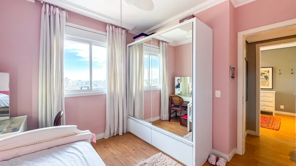 Apartamento para venda no bairro Petrópolis em Porto Alegre