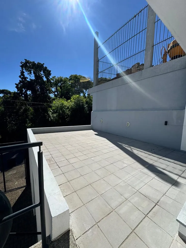 Casa para venda no bairro Menino Deus em Porto Alegre