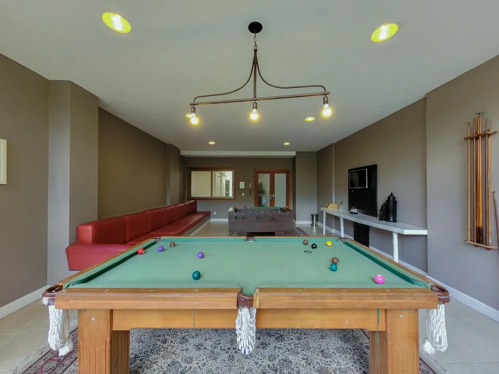 Apartamento para venda no bairro Menino Deus em Porto Alegre