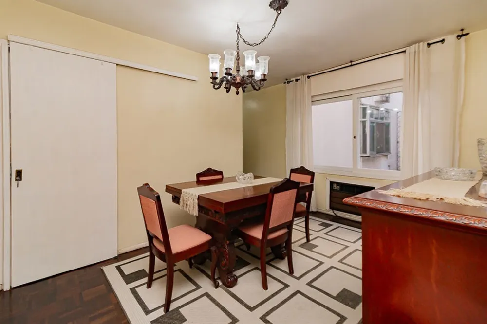 Apartamento para venda no bairro Mont Serrat em Porto Alegre
