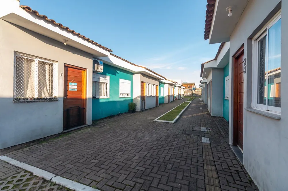 Casa em Condomínio para venda no bairro Ponta Grossa em Porto Alegre